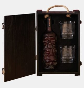 Rusty Barrel Spiced Rum 700ml Gift Pack